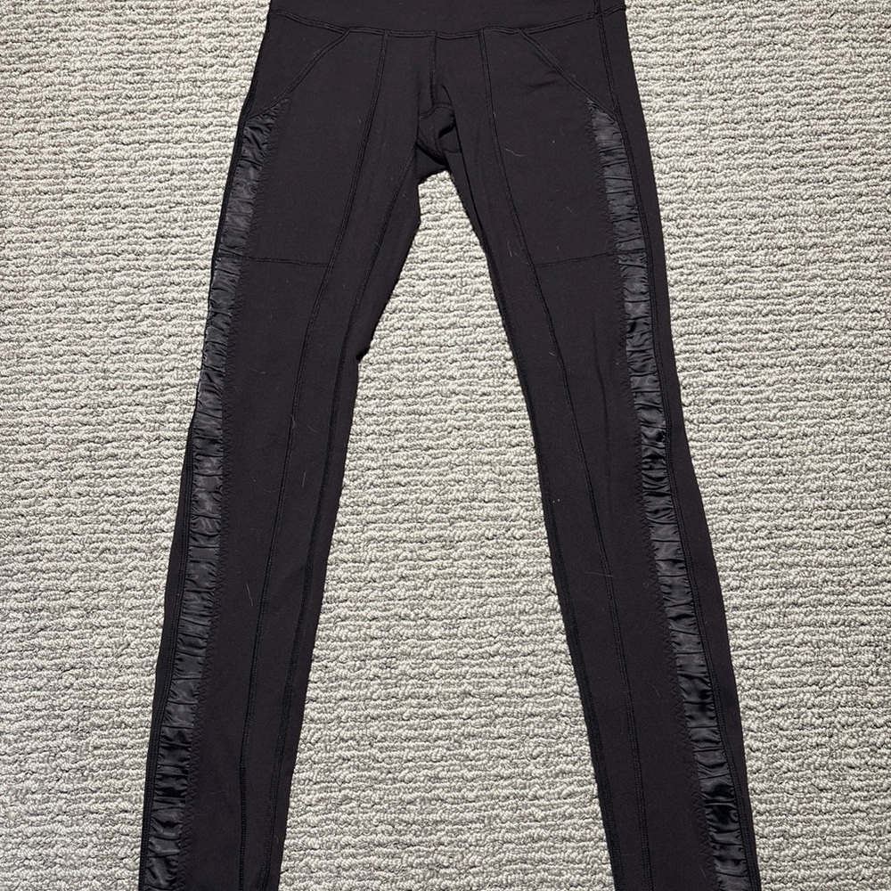 Lululemon Leggings Practice Daily Pant Ruched Tuxedo Stripe Black Womens Sz 4